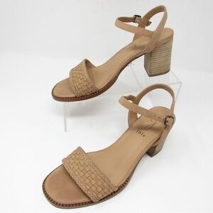 Joie Beige Block Heels Size 8.5 Adjustable Buckle Strap Leather Open Toe Cushion